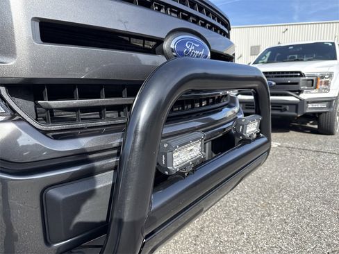 Used 2018 Ford F150 XLT w/ Equipment Group 302A Luxury image 12