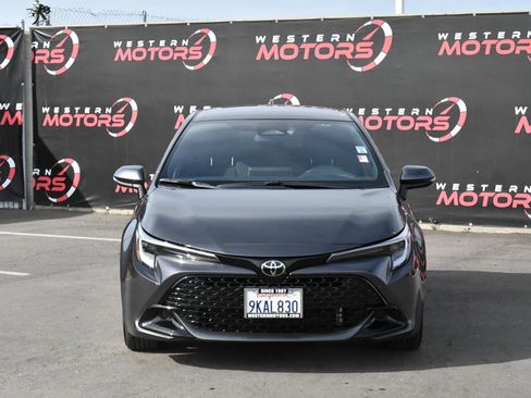 Used 2024 Toyota Corolla SE image 2