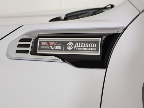 Used 2025 GMC Sierra 2500 Pro w/ Convenience Package image 10