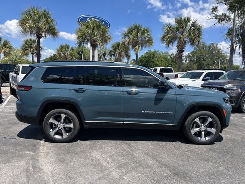 New 2026 Jeep Grand Cherokee L Limited w/ Luxury Tech Group II RWD image 9