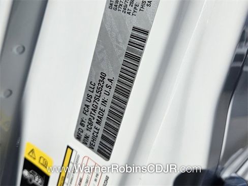 New 2025 Jeep Gladiator Sport image 19