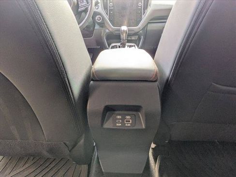 Used 2024 Subaru Crosstrek 2.5i Limited AWD/4WD image 11