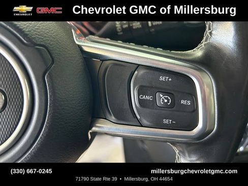 Used 2020 Jeep Wrangler Unlimited Sahara w/ Dual Top Group AWD/4WD image 24