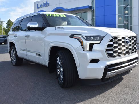 Used 2024 Toyota Sequoia Capstone image 3