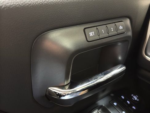 Used 2019 GMC Sierra 2500 Denali w/ Duramax Plus Package image 33