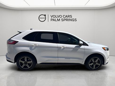 Used 2019 Ford Edge ST w/ Equipment Group 401A AWD/4WD image 8