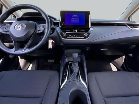 Used 2026 Toyota Corolla LE FWD image 15