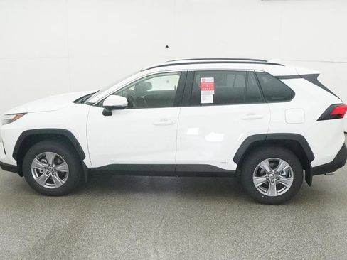 New 2025 Toyota RAV4 LE image 3