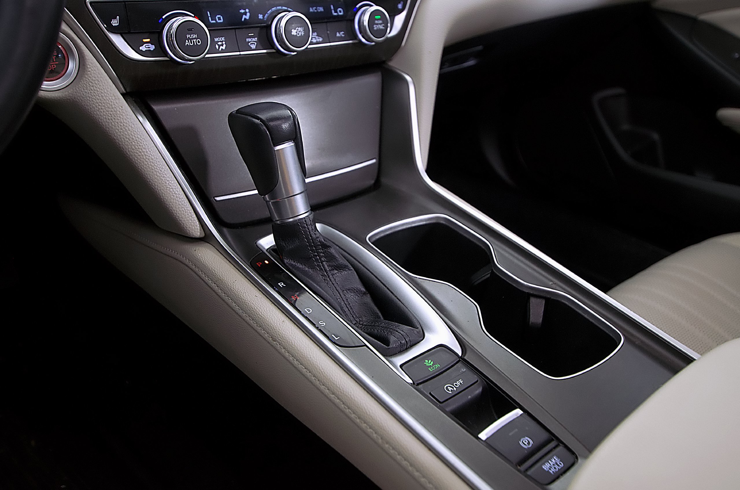 Used 2018 Honda Accord EX-L image 27