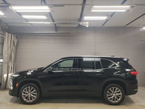 New 2026 Buick Enclave Preferred w/ Power Package FWD image 17