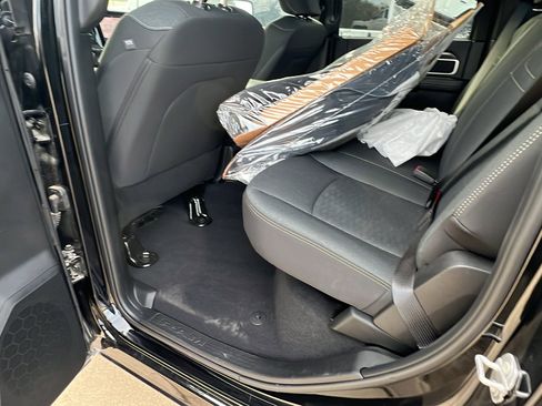 Used 2025 RAM 2500 Big Horn w/ Bed Convenience Group image 23