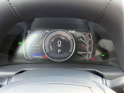 Used 2021 Lexus ES 300h w/ Premium Package image 28