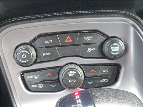 Certified 2023 Dodge Challenger SXT image 23