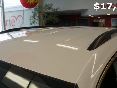 Certified 2021 Volkswagen Tiguan SE image 85