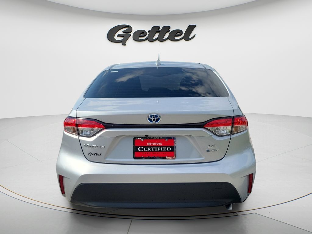 Certified 2025 Toyota Corolla LE FWD image 6