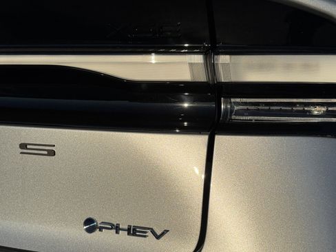 New 2026 Toyota Prius Plug-In Hybrid image 14