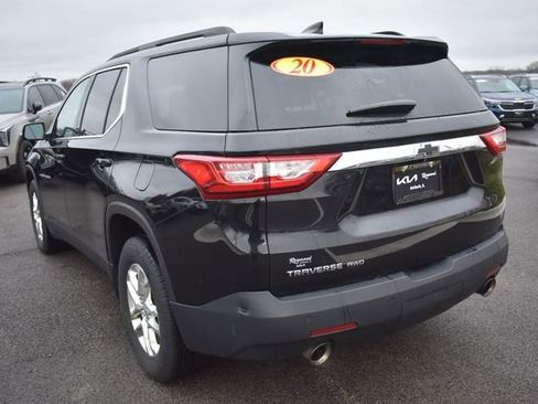 Used 2020 Chevrolet Traverse LT image 5