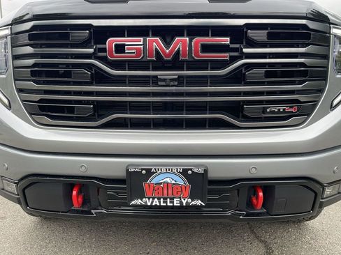 New 2026 GMC Sierra 1500 AT4 w/ AT4 Premium Package AWD/4WD image 32