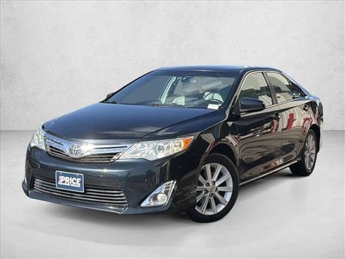 Used 2012 Toyota Camry XLE w/ Leather Pkg FWD image 1