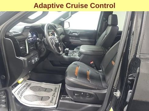 Used 2025 GMC Sierra 1500 AT4 w/ Technology Package AWD/4WD image 10