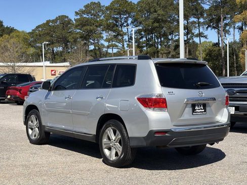 Used 2013 Toyota Highlander Limited image 6