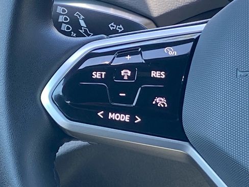 Certified 2023 Volkswagen ID.4 Pro S AWD/4WD image 8
