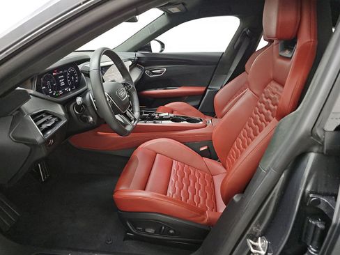 Used 2024 Audi RS e-tron GT w/ Carbon Performance Package AWD/4WD image 17