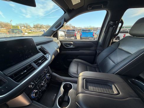 Used 2024 GMC Yukon SLT image 11