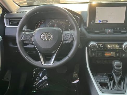 Used 2024 Toyota RAV4 XLE w/ Convenience Package AWD/4WD image 4