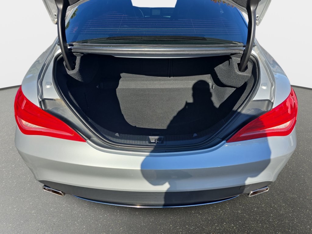 Used 2014 Mercedes-Benz CLA 250 image 14
