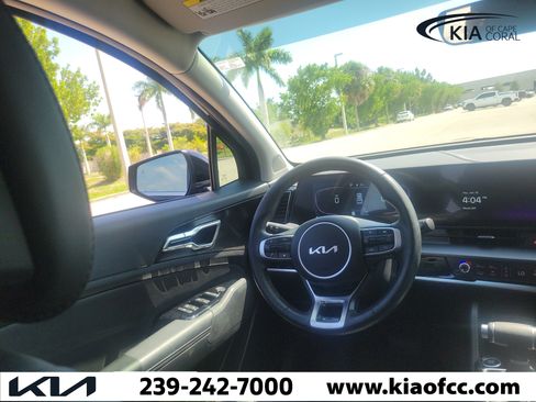 Certified 2024 Kia Sportage EX FWD image 20