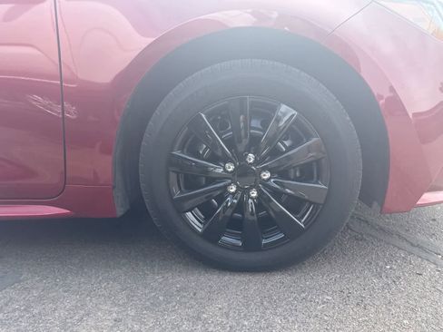 Used 2025 Toyota Corolla LE image 6