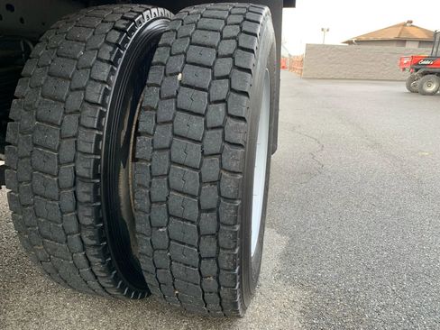 Used 2012 Ford F550 4x4 Regular Cab Super Duty w/ Payload Upgrade Pkg image 46