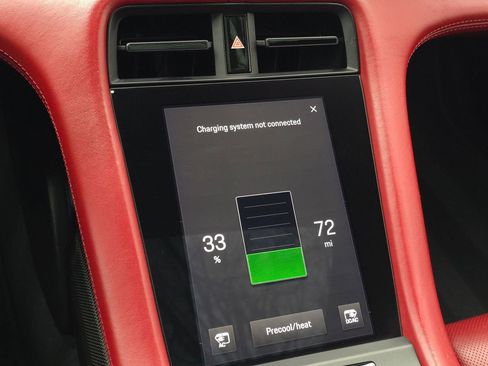 Used 2020 Porsche Taycan Turbo image 38