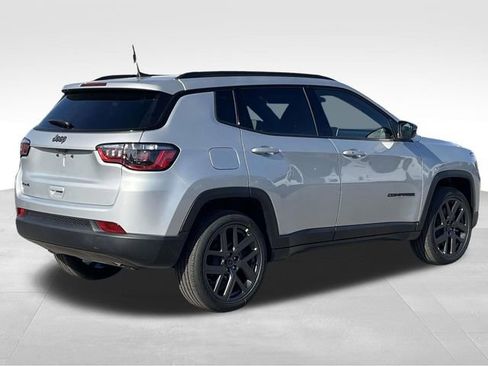 New 2026 Jeep Compass Latitude image 7