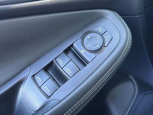 Used 2024 Buick Encore GX Sport Touring image 14