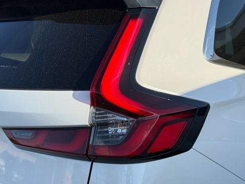 Used 2025 Honda CR-V Sport-L image 10