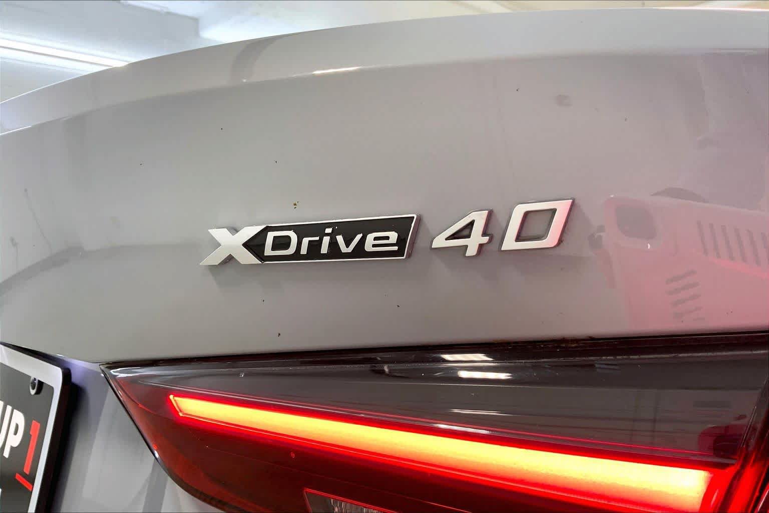 Used 2024 BMW i4 xDrive40i w/ M Sport Package AWD/4WD image 9