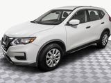 Used 2019 Nissan Rogue S image 4