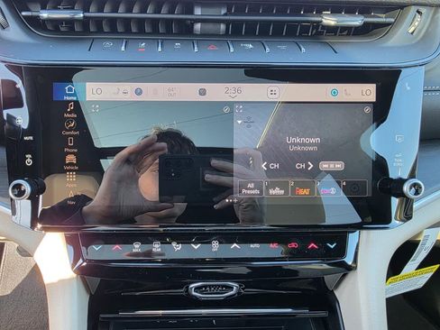 New 2026 Jeep Grand Cherokee Limited RWD image 18
