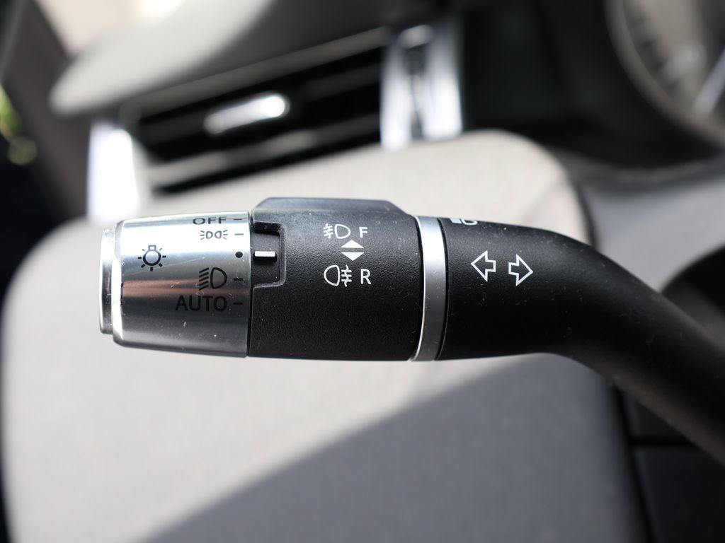 Used 2021 Land Rover Discovery Sport S AWD/4WD image 40