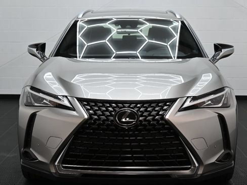 Used 2021 Lexus UX 200 w/ Accessory Package (Z2) FWD image 7