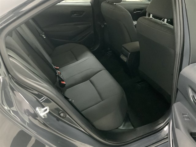 Used 2025 Toyota Corolla LE FWD image 18