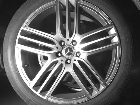 Used 2024 Mercedes-Benz GLS 450 4MATIC image 13