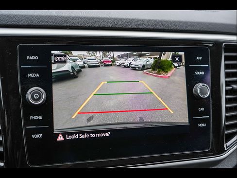 Used 2022 Volkswagen Atlas SE w/ Panoramic Sunroof Package AWD/4WD image 27