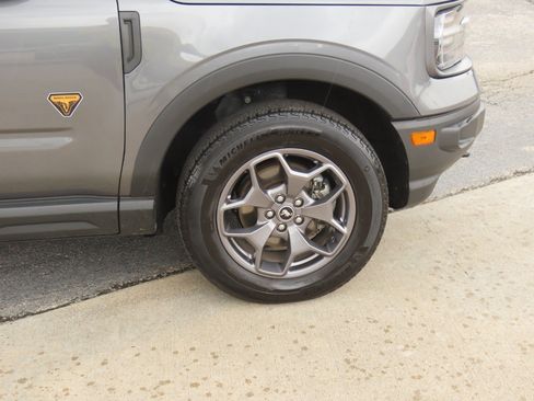 Used 2024 Ford Bronco Sport Badlands AWD/4WD image 9