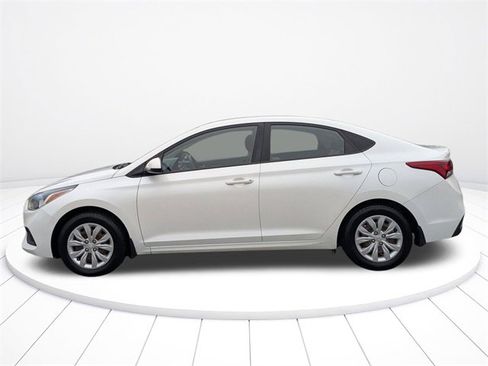 Used 2020 Hyundai Accent SE image 6