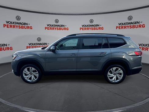 Used 2023 Volkswagen Atlas SE w/ Panoramic Sunroof Package image 5