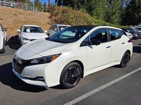 Used 2025 Nissan Leaf SV Plus FWD image 3