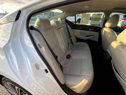 Used 2023 Nissan Altima 2.5 SL image 19